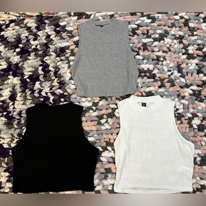 SHEIN Cropped Tank Turtle/Crew Neck 3 Pack XL